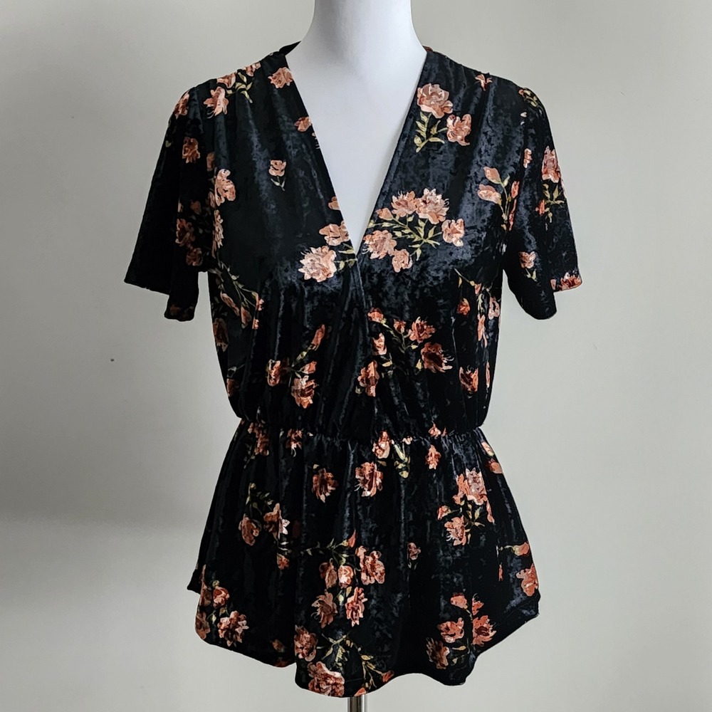 NEW Nanavatee Velvet Peplum Top Womens Small Black Floral Whimsigoth Romantic